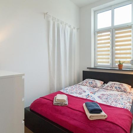 Modern, Stylish And Comfy In Trendy Jewish Quarter Apartment Красков Екстериор снимка