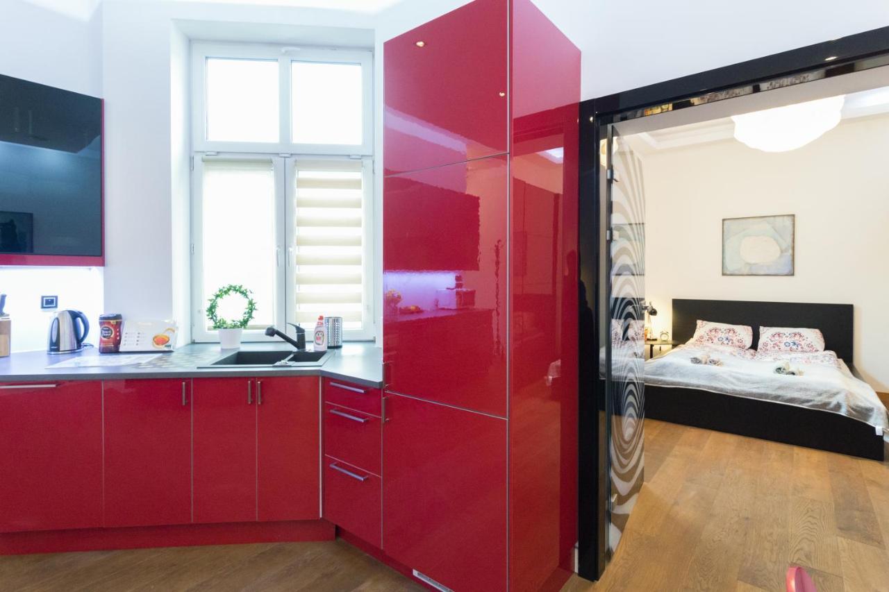 Modern, Stylish And Comfy In Trendy Jewish Quarter Apartment Красков Екстериор снимка