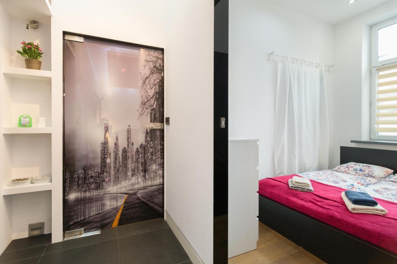 Modern, Stylish And Comfy In Trendy Jewish Quarter Apartment Красков Екстериор снимка