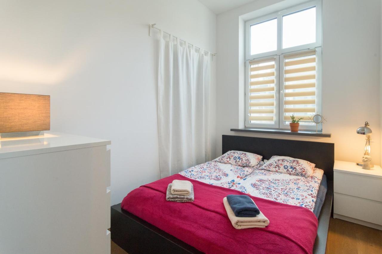 Modern, Stylish And Comfy In Trendy Jewish Quarter Apartment Красков Екстериор снимка